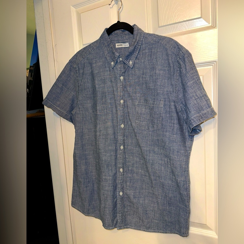 Sonoma L button down Short Sleeve Navy Cotton Chambray Shirt Light Wash
